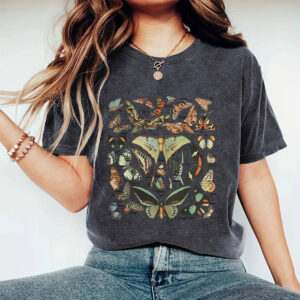 Womens Short-sleeve Crew-neck Top With A Butterfly Print