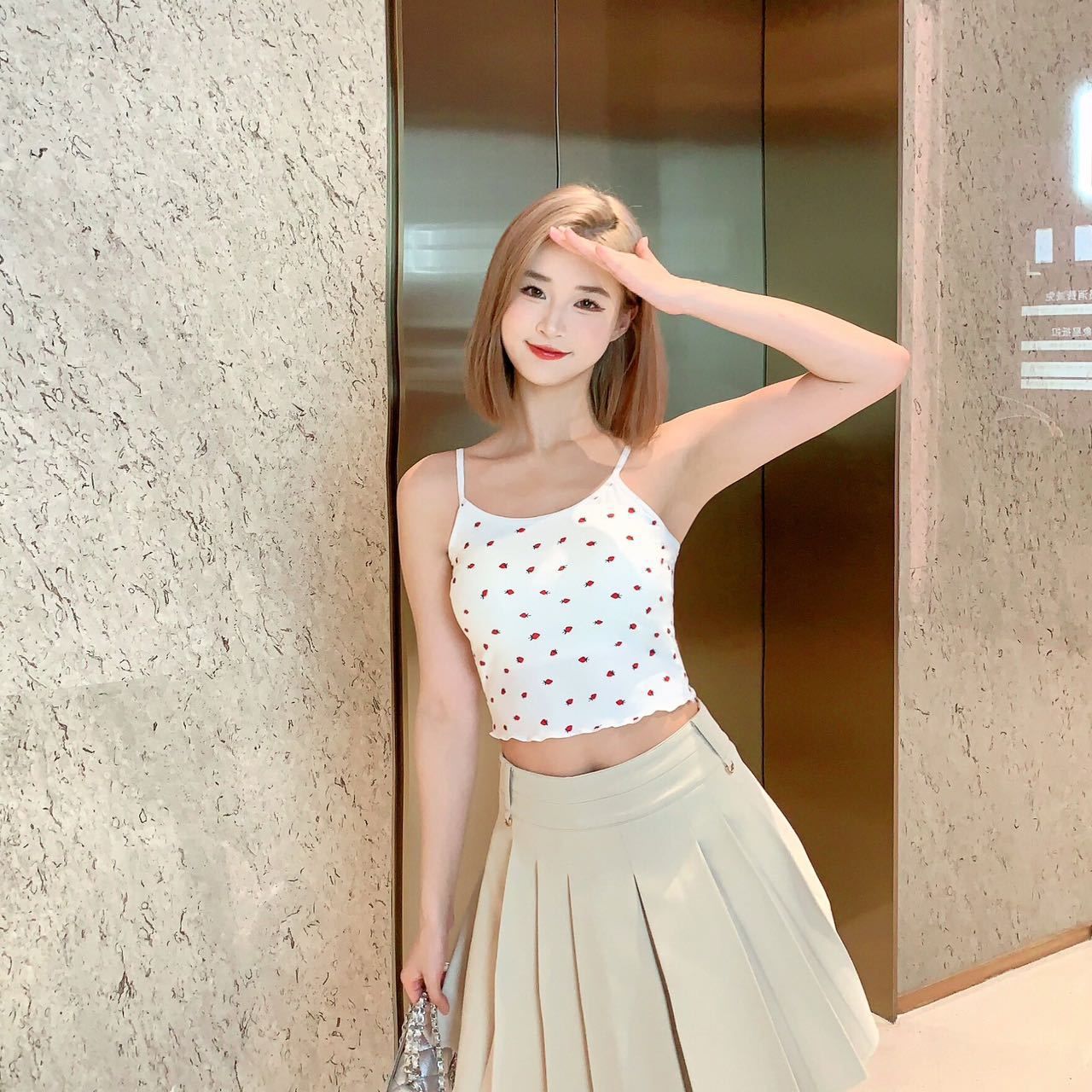 Ruffle-edged Outerwear Top With Built-in Chest Pads And A Strawberry Print - Image 2